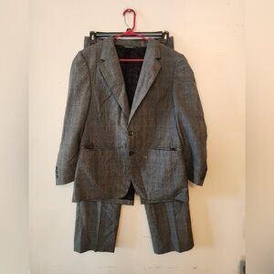 Kingsridge grey 2 button suit size mens 42 short pants 29x28